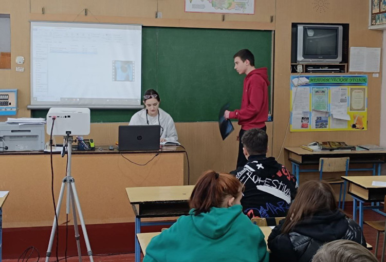 Сценка "Курящий пациент на приёме у доктора" Сценка "Курящий пациент на приёме у доктора".